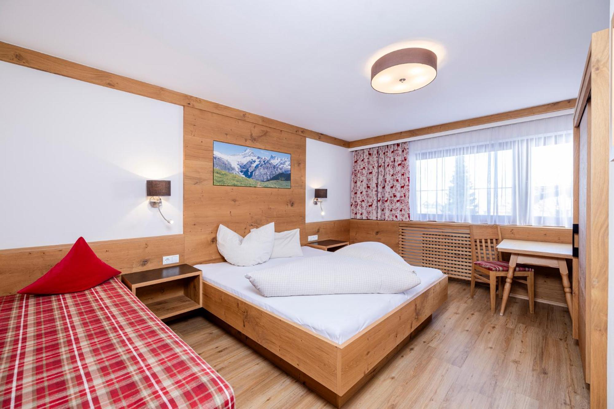 Aparthotel Landhaus St. Joseph Майерхофен Екстериор снимка