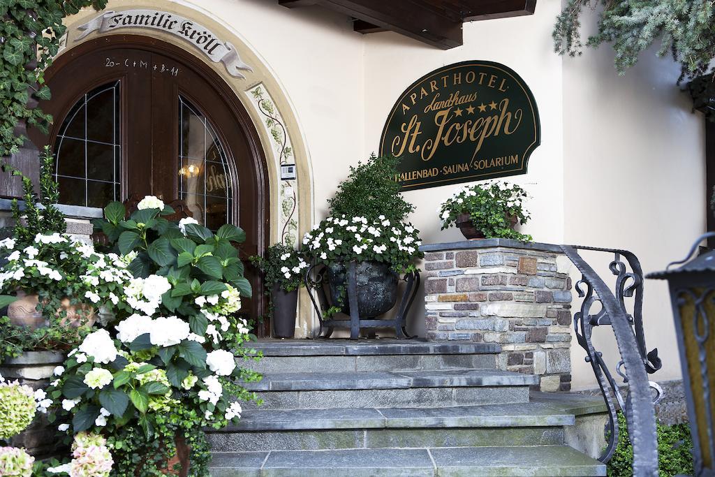 Aparthotel Landhaus St. Joseph Майерхофен Екстериор снимка